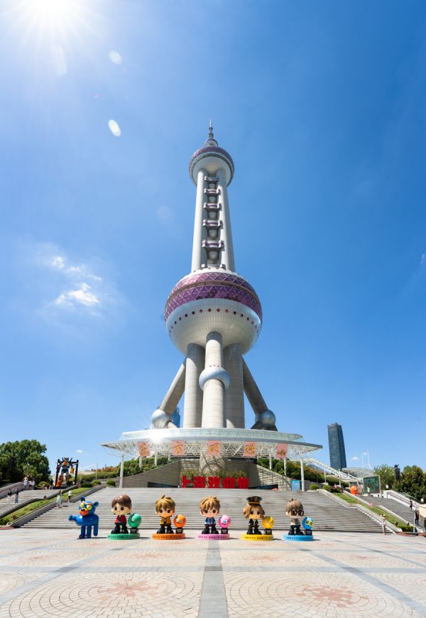 航心配资 五月天来上海开3天演唱会，全市“著名”景点都跟着动起来了